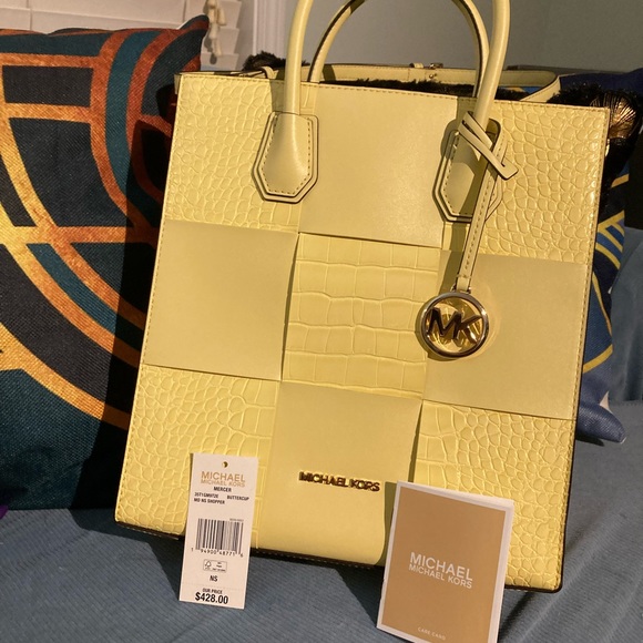 NWT~Michael Kors Mercer MD Crossbody Brand NEW Luxury Shoulder bag - Picture 15 of 16